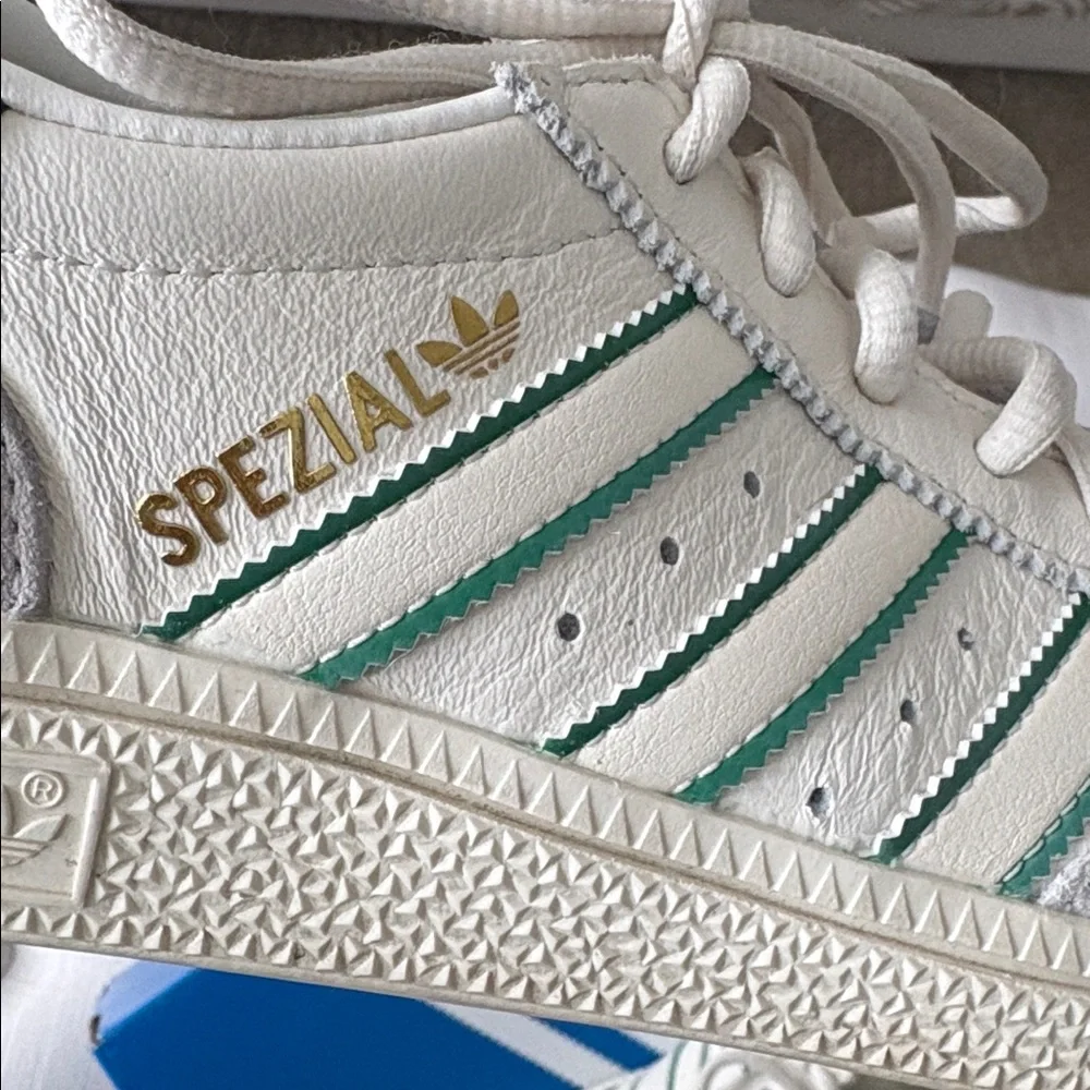 ADDIDAS Handball Spezial size        7/Men, 8.5/W - Picture 11 of 12